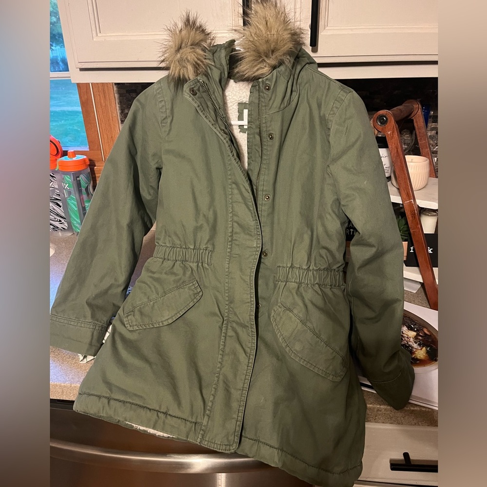 Girl’s Gap Sherpa lined winter jacket